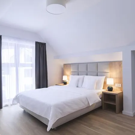 Green Apartments Apartmanhotel 4*