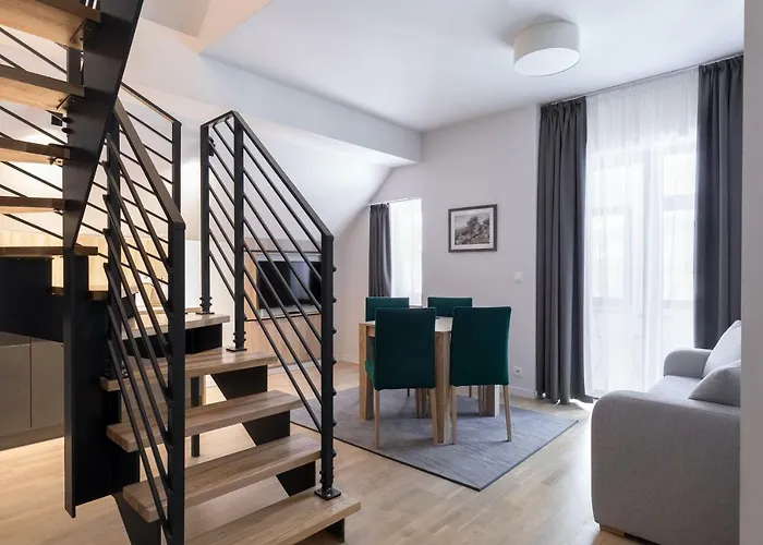 Green Apartments 4* 卡尔帕奇