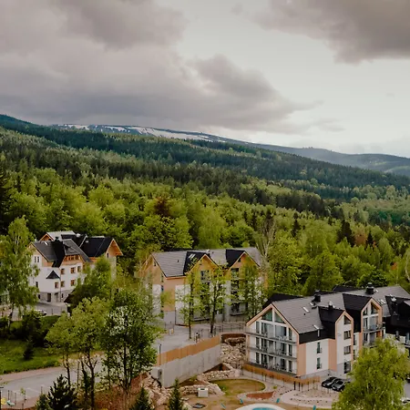 Green Apartments 4*